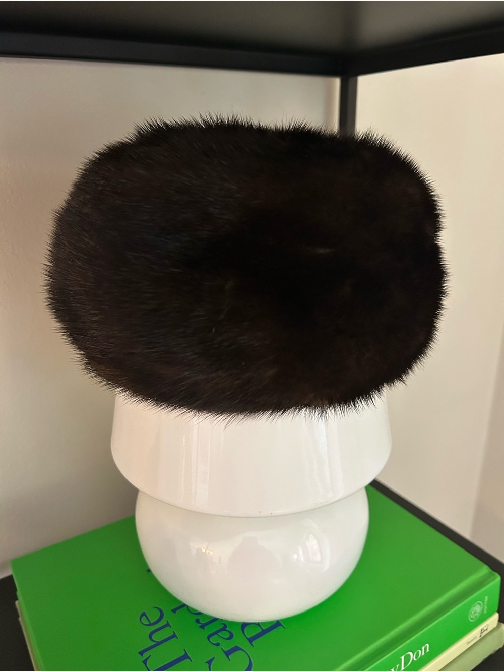 Vintage PEGGY EARLES Original Brown Mink Fur Pillbox Hat